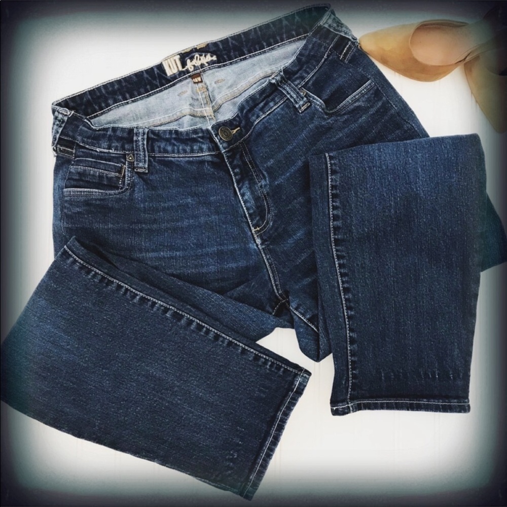 Kut from the Kloth straight leg jeans